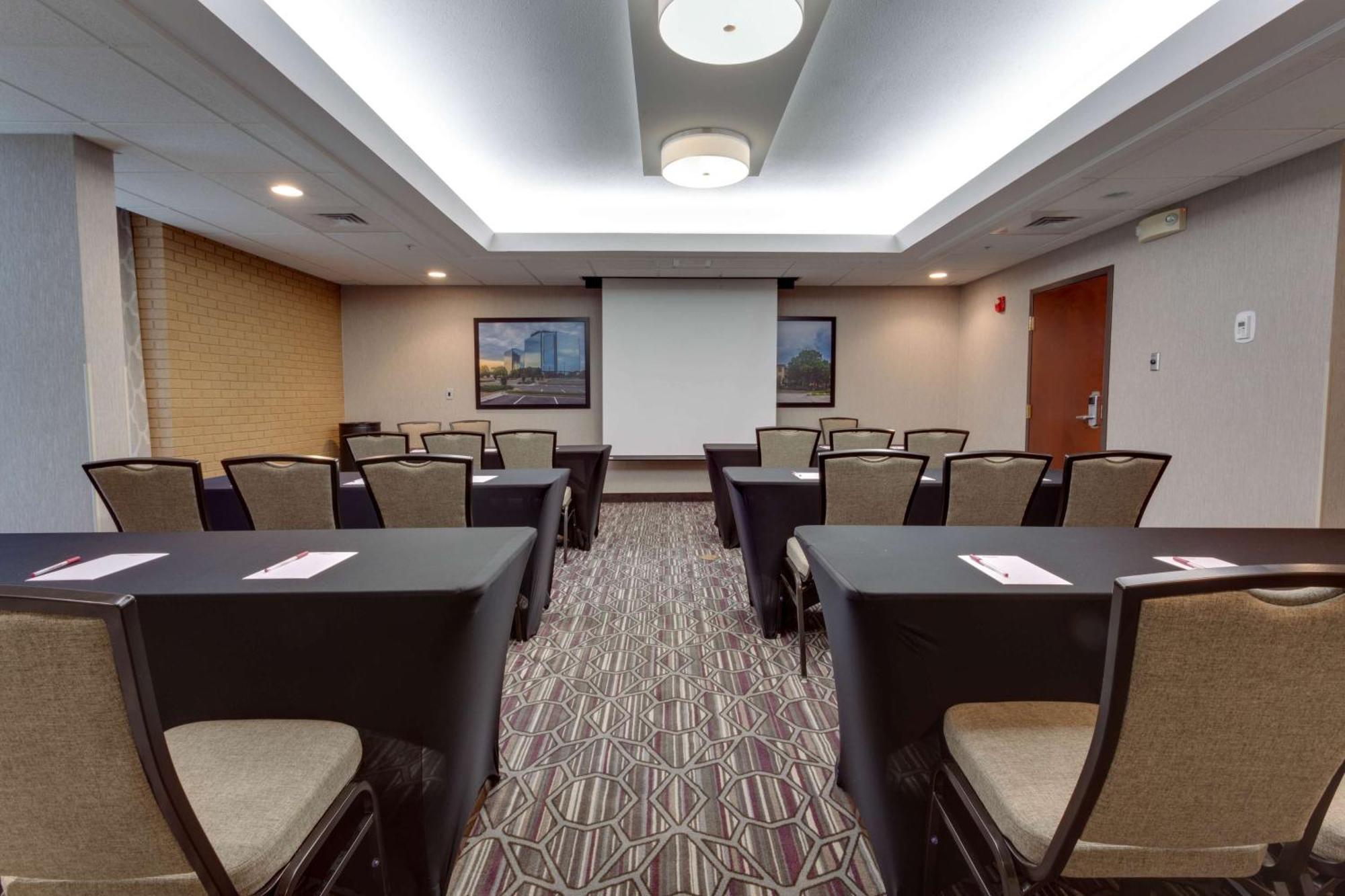 Drury Inn & Suites Overland Park Dış mekan fotoğraf