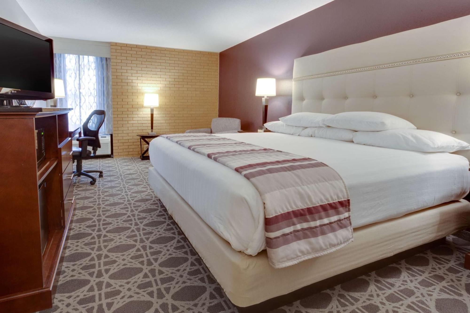 Drury Inn & Suites Overland Park Dış mekan fotoğraf