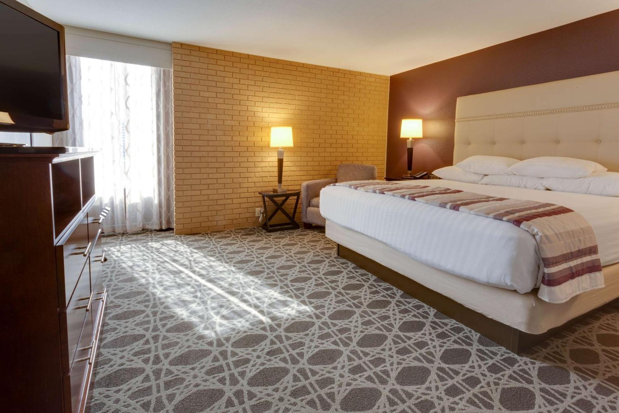 Drury Inn & Suites Overland Park Dış mekan fotoğraf