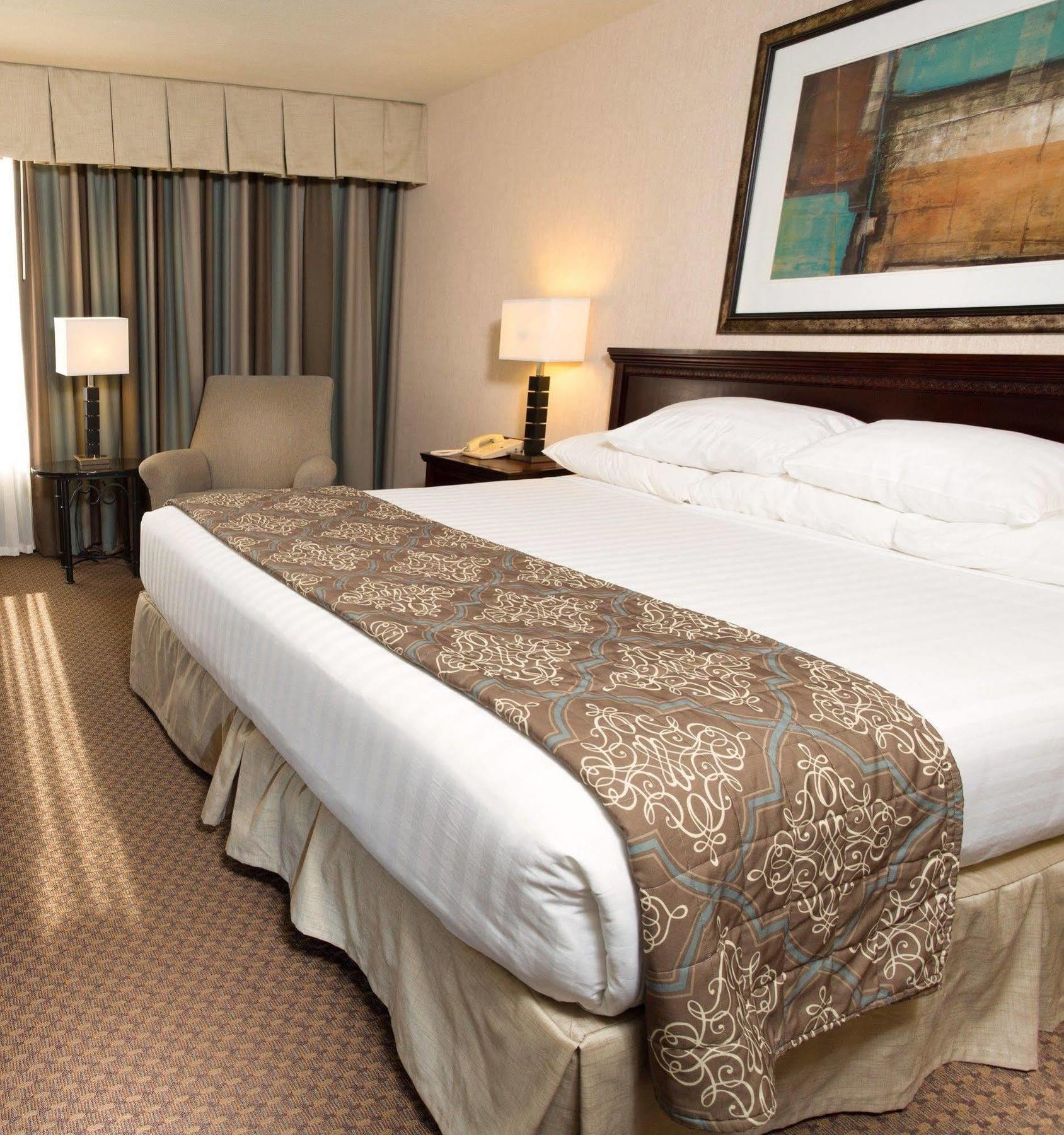 Drury Inn & Suites Overland Park Dış mekan fotoğraf